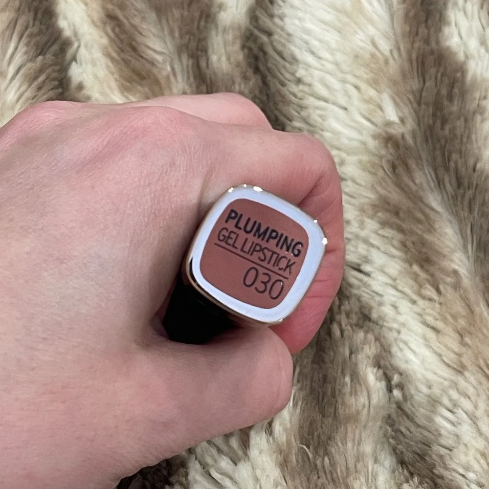 Catrice Power Plumping Gel Lipstick in 030 Speak Up!